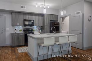 5610 S Shaver St #BRDW2 - Photo 1 of 1