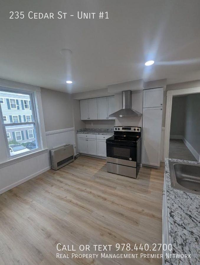 235 Cedar St #1 - Photo 4 of 12