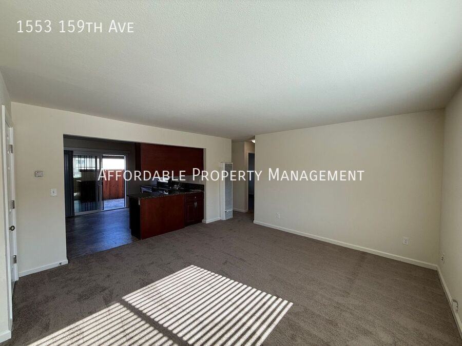 1553 159th Ave - Photo 6 of 19