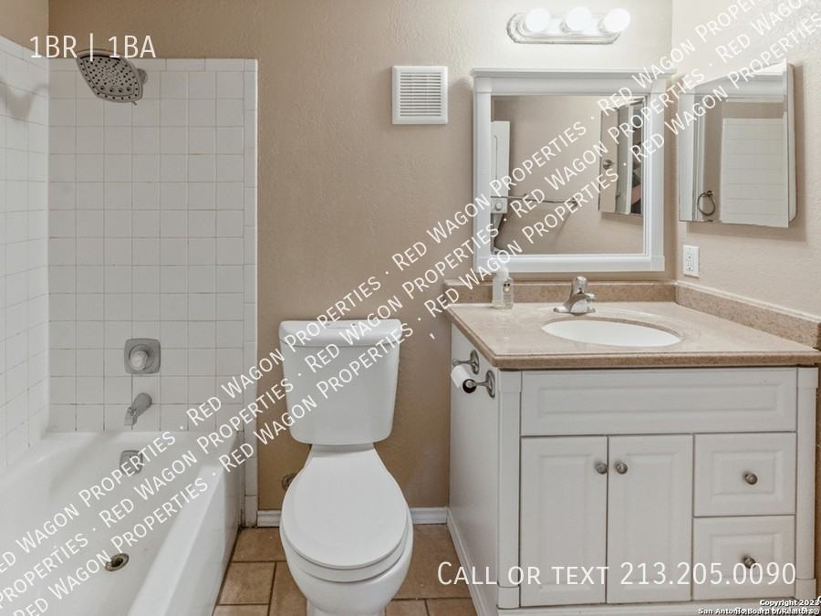 11610 Vance Jackson Road413 - Photo 3 of 16