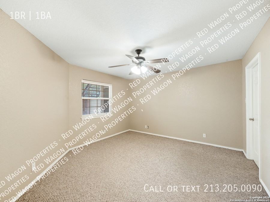 11610 Vance Jackson Road413 - Photo 5 of 16