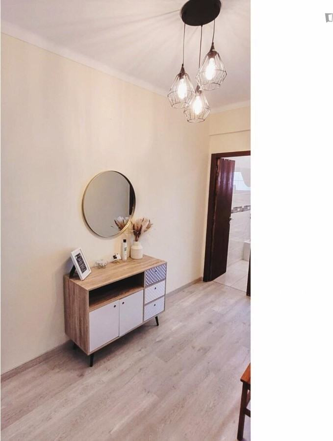 1540 Edgefield Dr - Photo 6 of 8