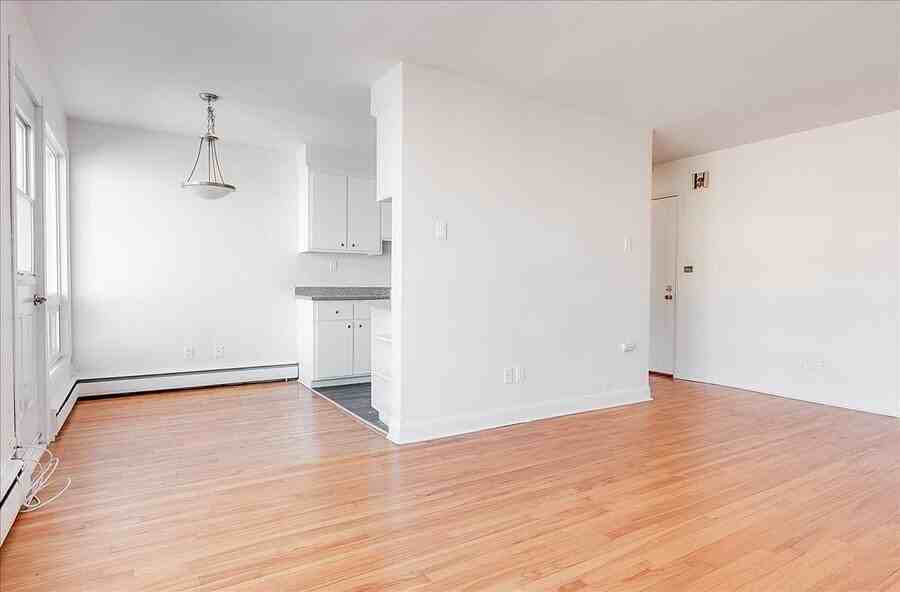 2036 Oak Grove Ln - Photo 4 of 7