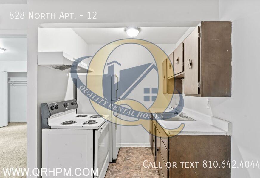 828 North Apt. #12 - Photo 5 of 18