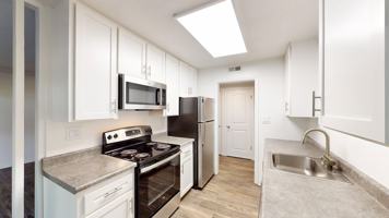 featured image of 827 Las Gallinas Ave #107