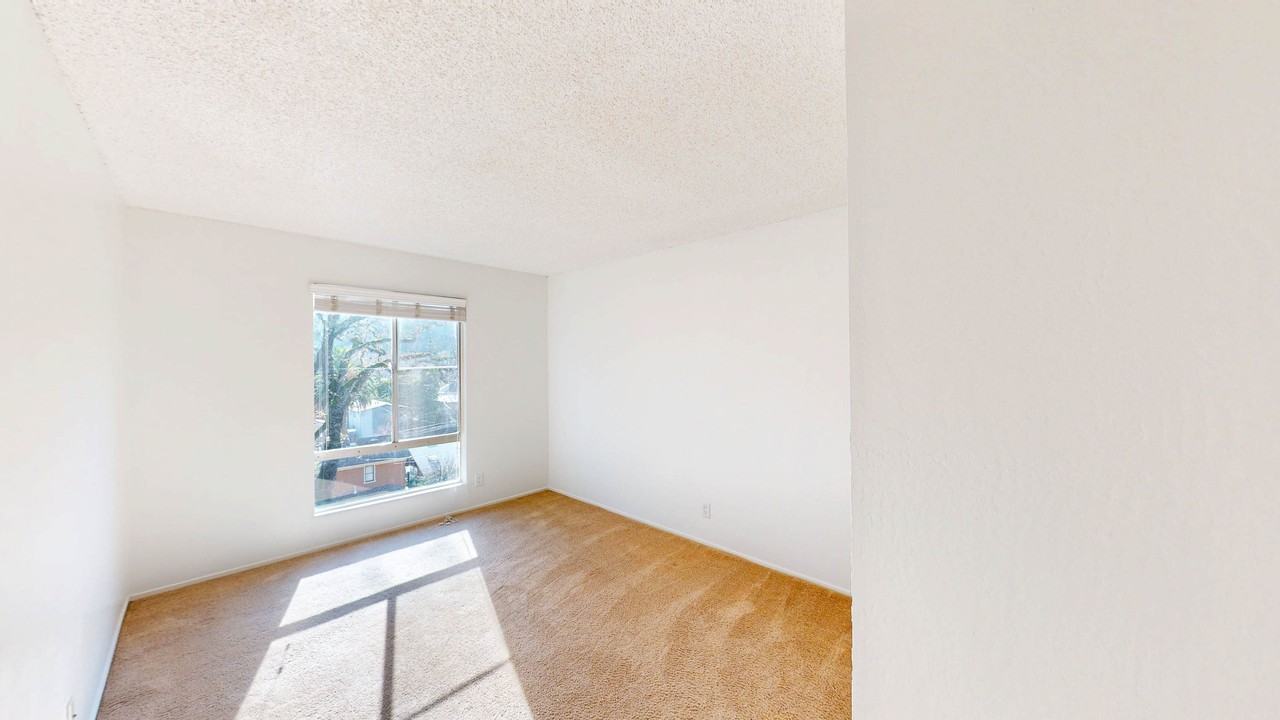 212 Marin St #212 - Photo 7 of 16