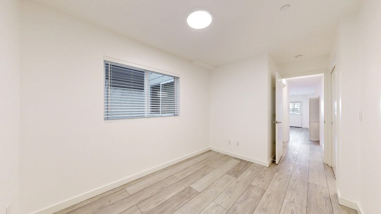 201 Divisadero St #201-02 - Photo 7 of 13