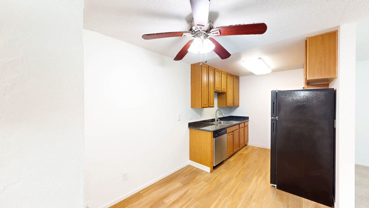 410 Alameda Del Prado #410E