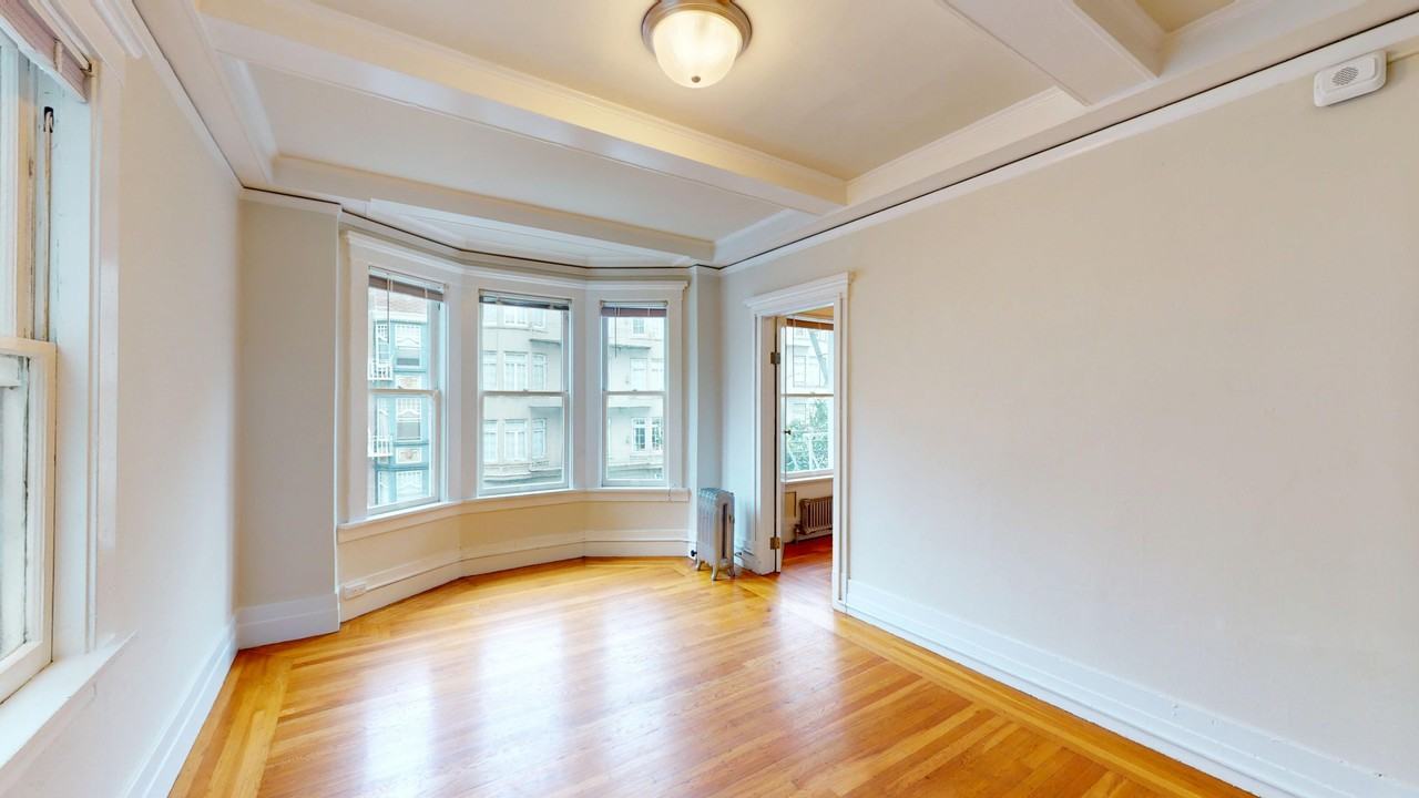 522 Hyde St #11 - Photo 5 of 15