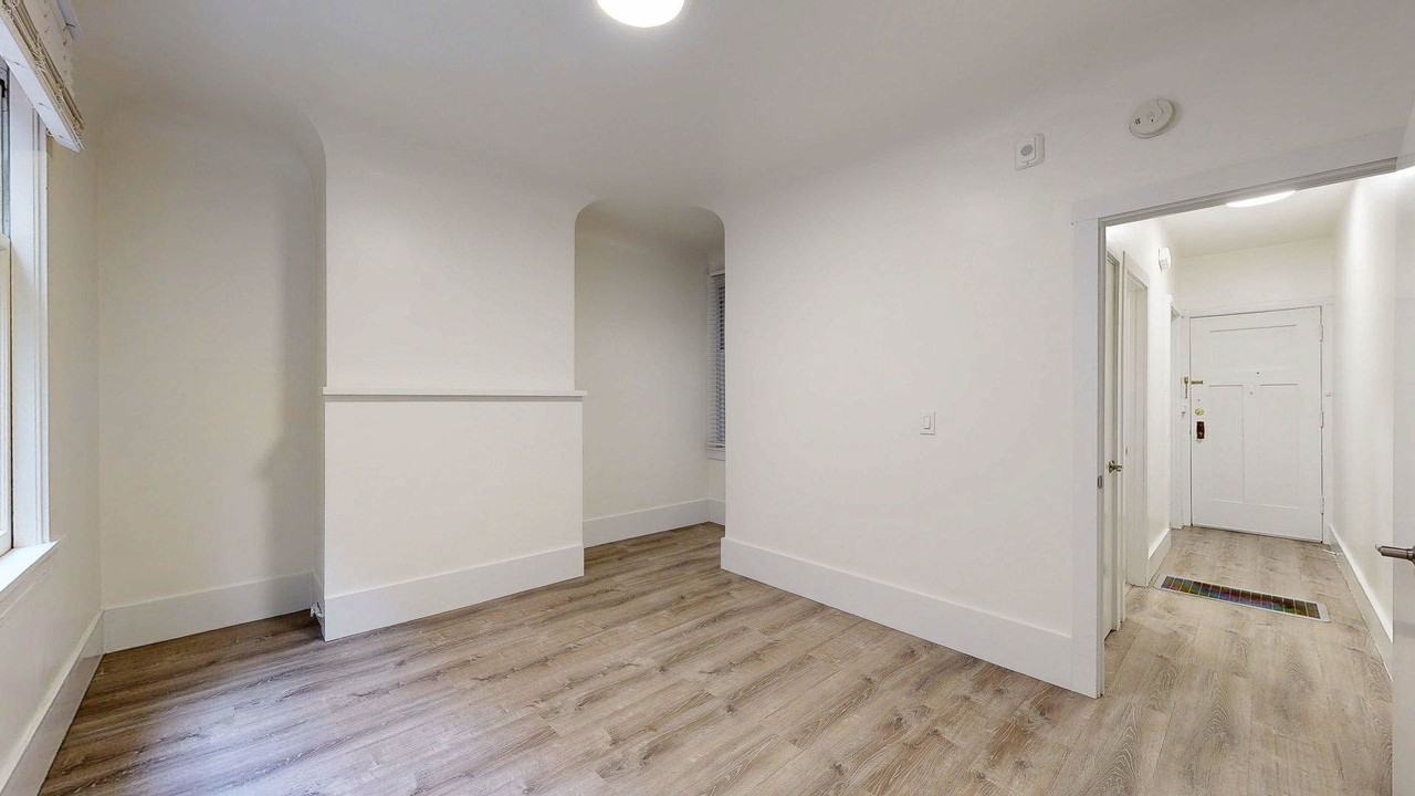 1740 Sacramento St #4 - Photo 6 of 10