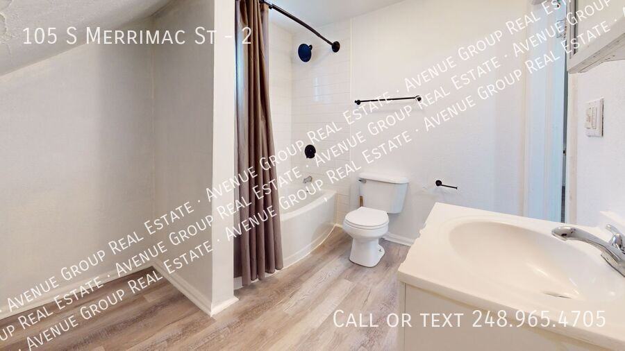 105 S Merrimac St #2 - Photo 4 of 8