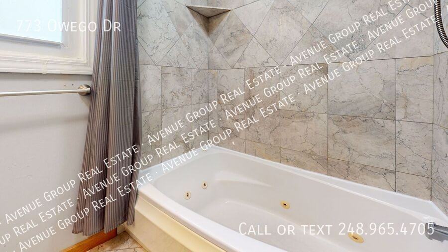 773 Owego Dr - Photo 2 of 10