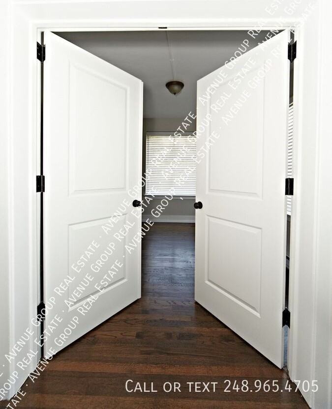 152 Washington St #14 - Photo 5 of 11