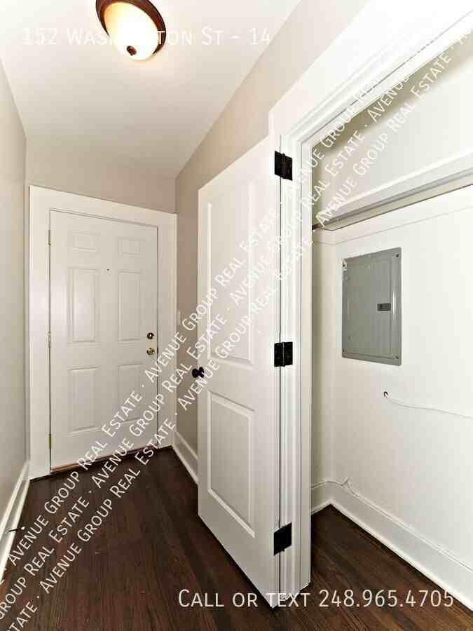 152 Washington St #14 - Photo 7 of 11