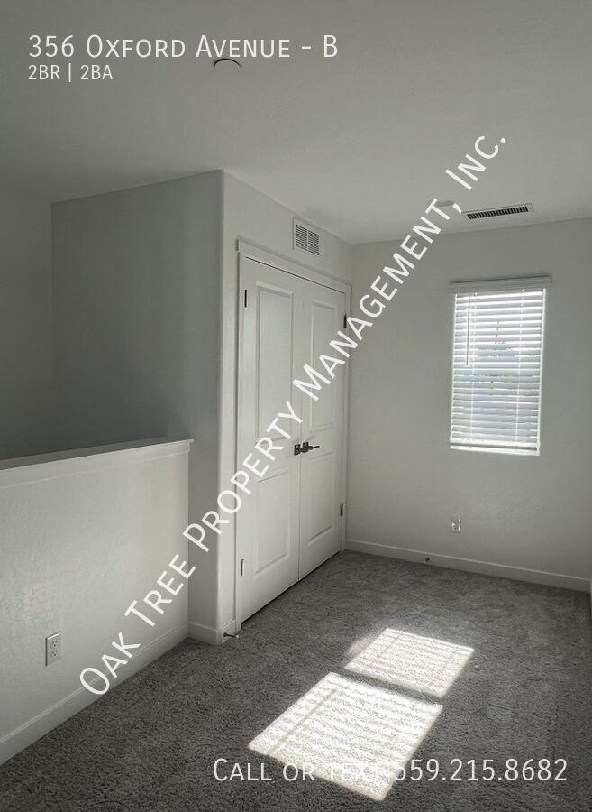 356 Oxford Ave #B - Photo 7 of 17