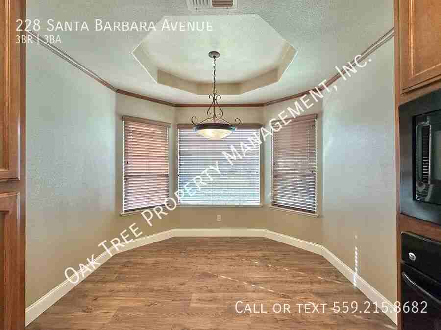228 Santa Barbara Ave - Photo 5 of 16