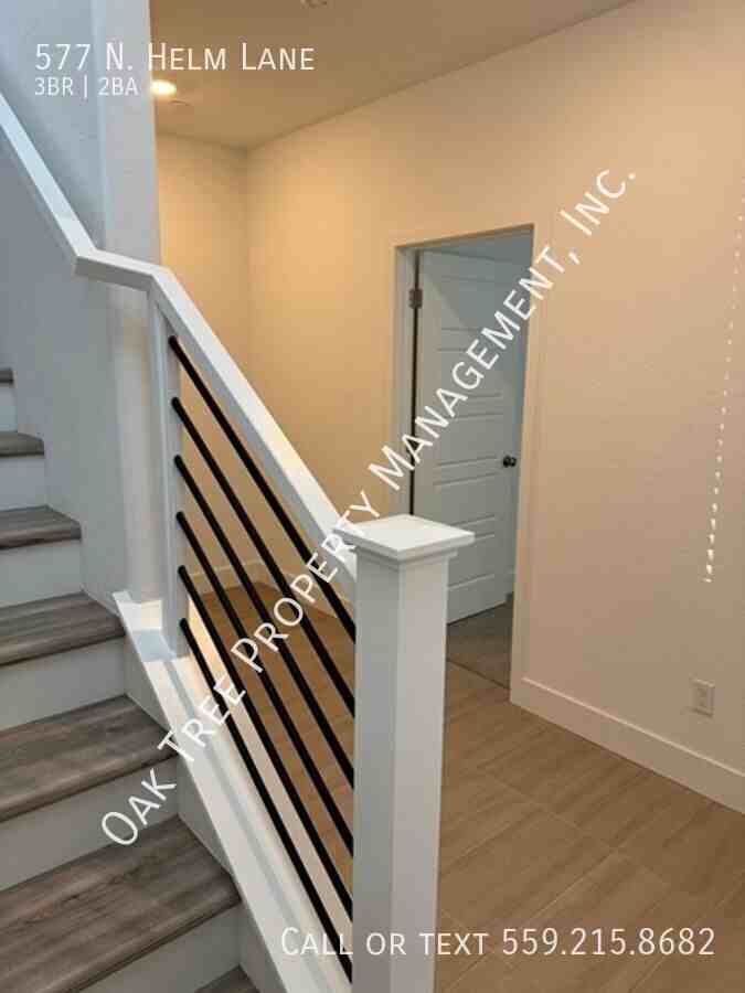 577 N Helm Ln - Photo 3 of 23