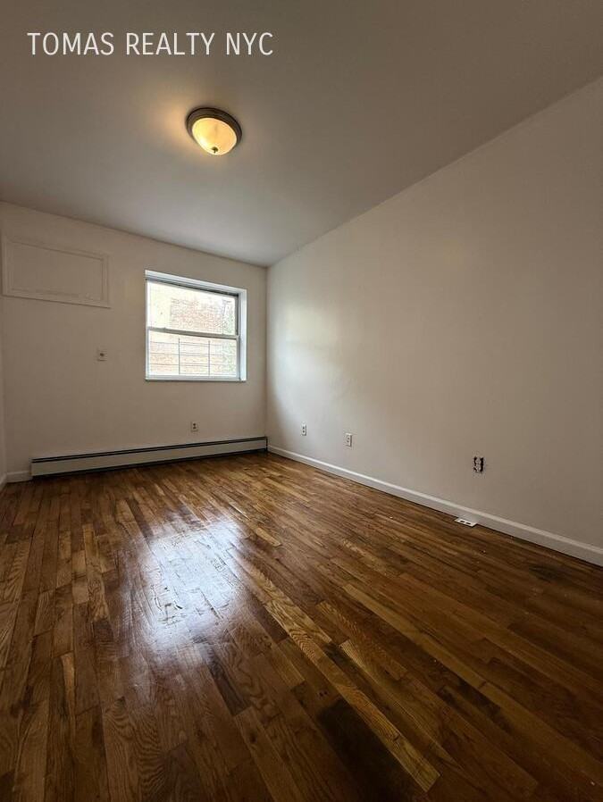 793 Jennings St - Photo 6 of 11