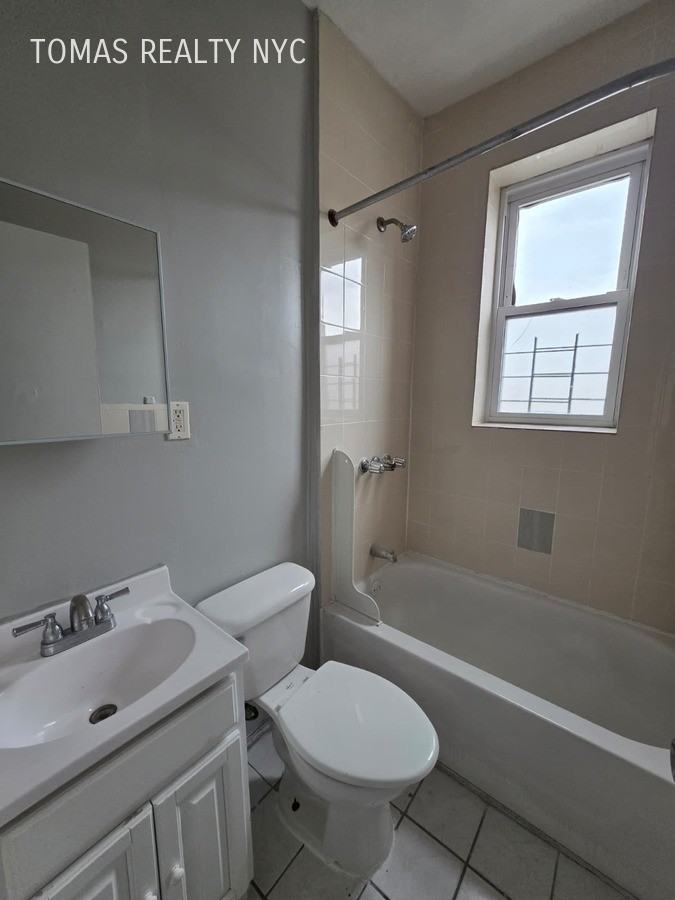 41 Linden St #4N - Photo 7 of 8