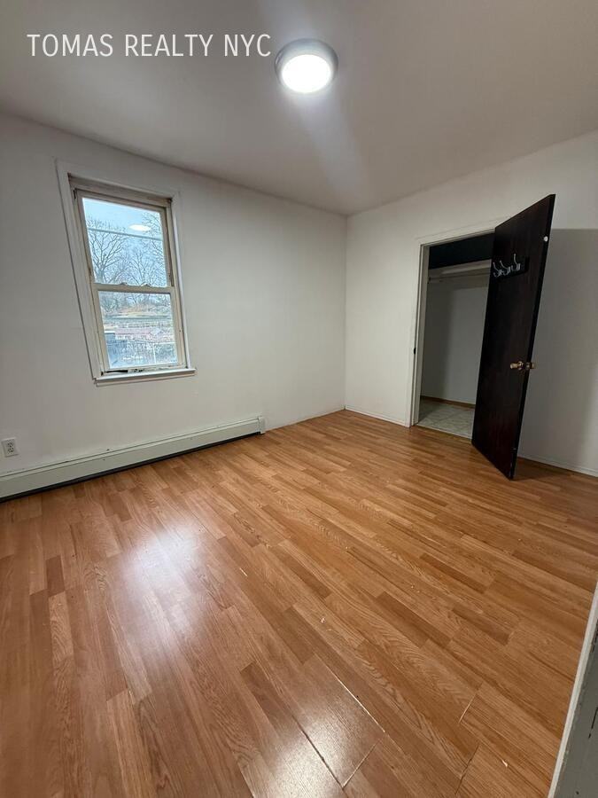 83 Maple Pl - Photo 4 of 12