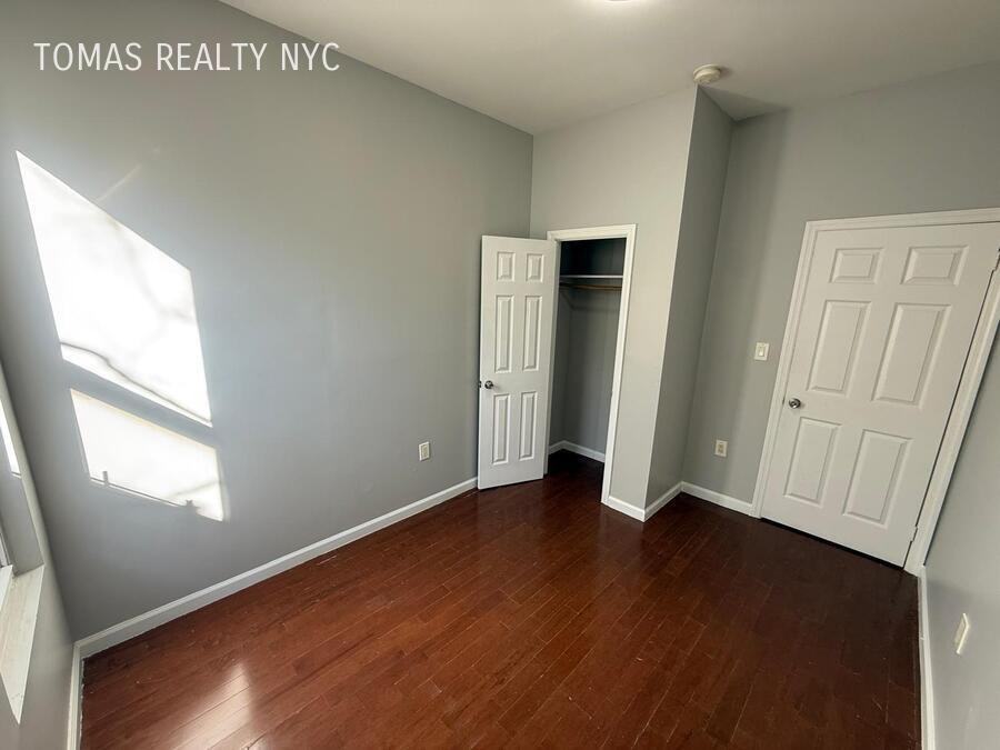 2106 Arthur Ave - Photo 6 of 12