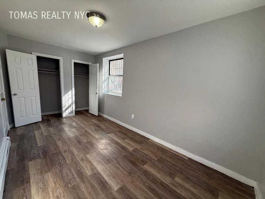 998 Jennings St #1 - Photo 2 of 10