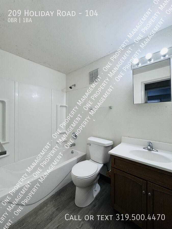 209 Holiday Rd #104 - Photo 3 of 12