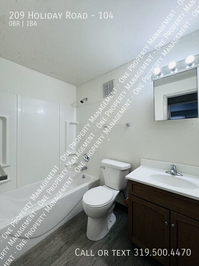 209 Holiday Rd #104 - Photo 7 of 12