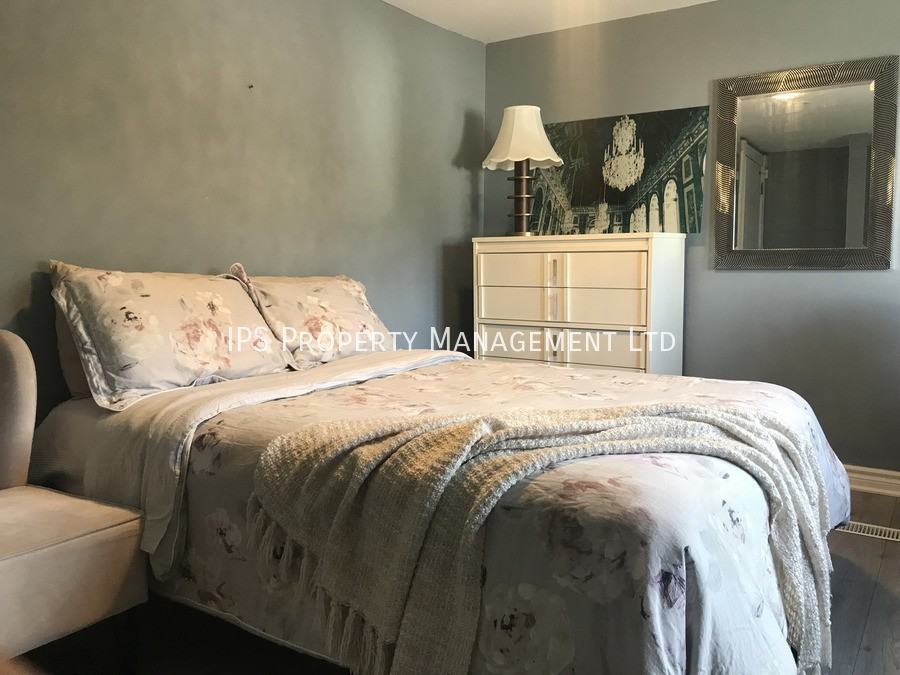 83 Highland Ave - Photo 3 of 19