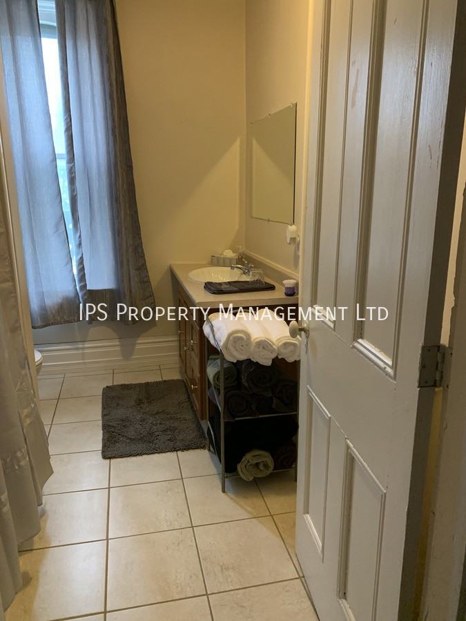 116 Bridge St E - Photo 7 of 13