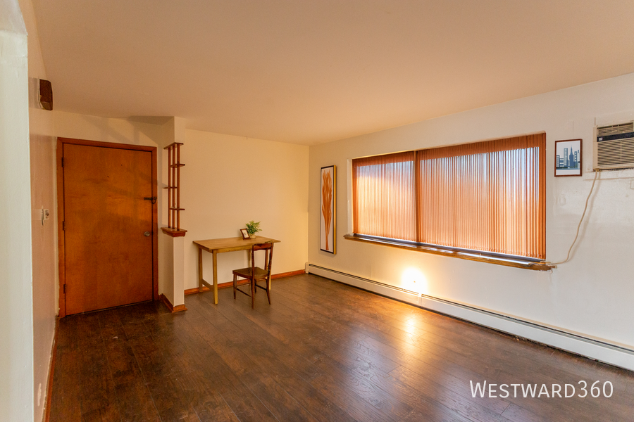 8745 S Cottage Grove Ave #2E - Photo 2 of 8