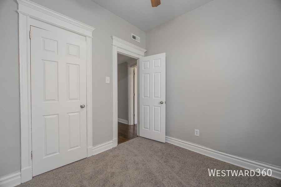 5610 S Michigan Ave #3N - Photo 2 of 16