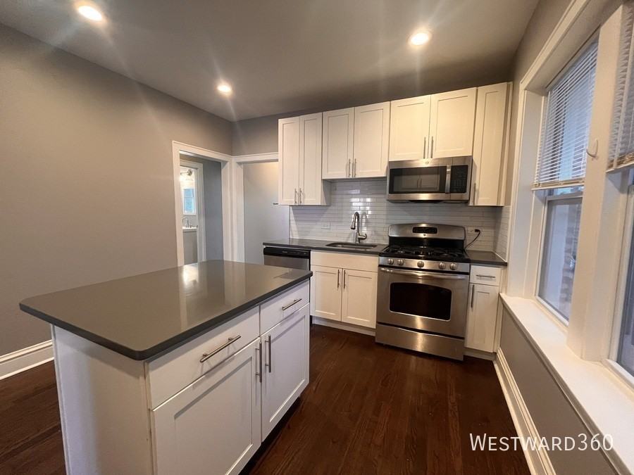 5653 N Talman Ave #1 - Photo 7 of 23