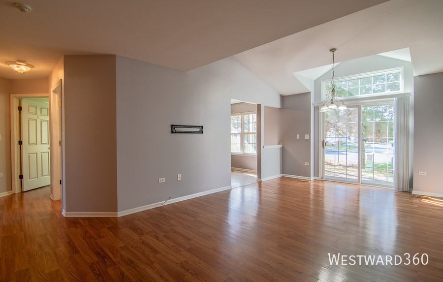 2835 Rutland Cir #103 - Photo 4 of 16