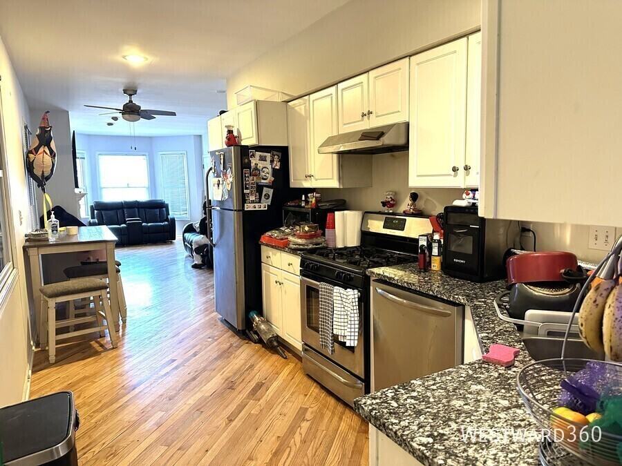 3936 N Ashland Ave #1 - Photo 2 of 23