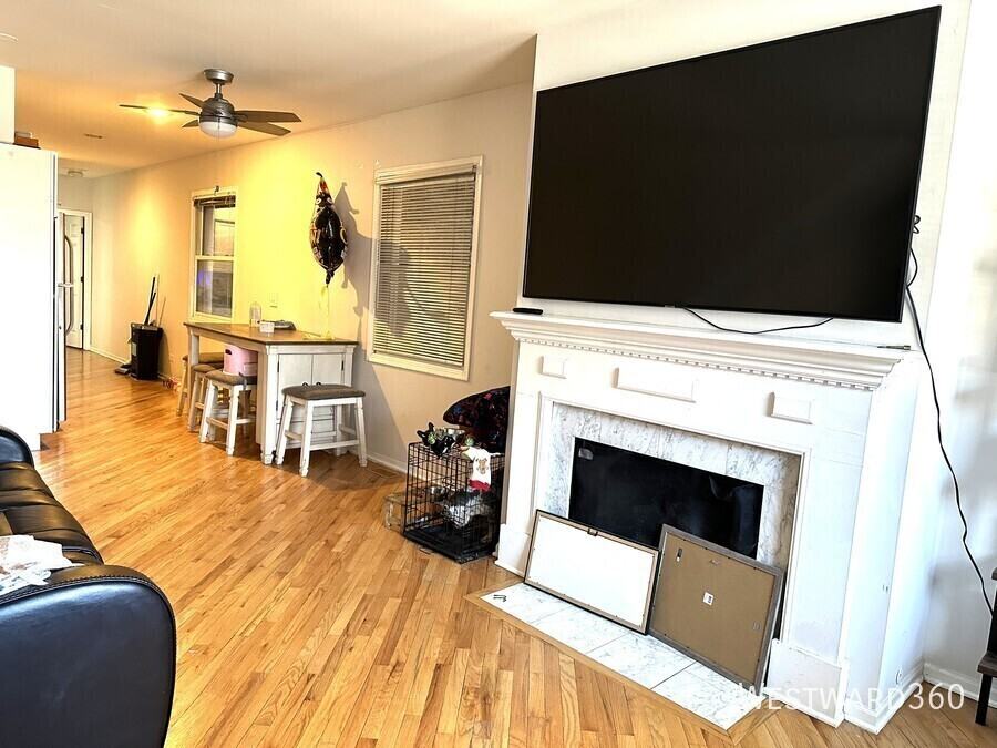 3936 N Ashland Ave #1 - Photo 6 of 23