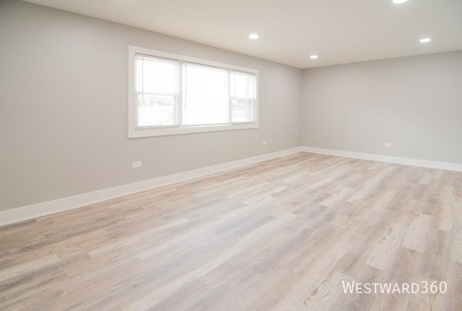 6141 N Hermitage Ave #GA - Photo 4 of 10