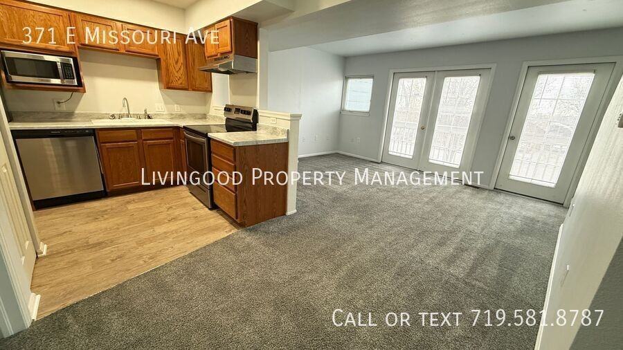 371 E Missouri Ave #371 - Photo 4 of 16