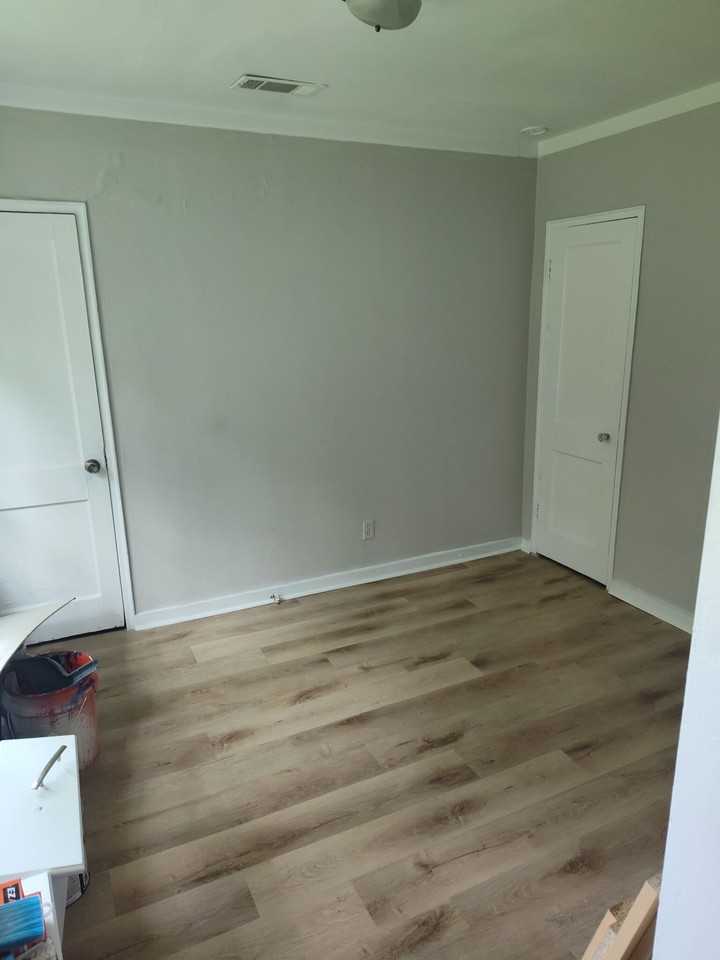 2613 Emerald Dr - Photo 5 of 8