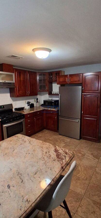 142 Ripley Pl #3 - Photo 2 of 9