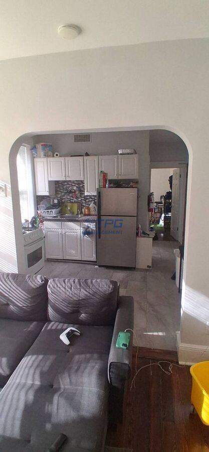 265 Avenue B #4 - Photo 4 of 8