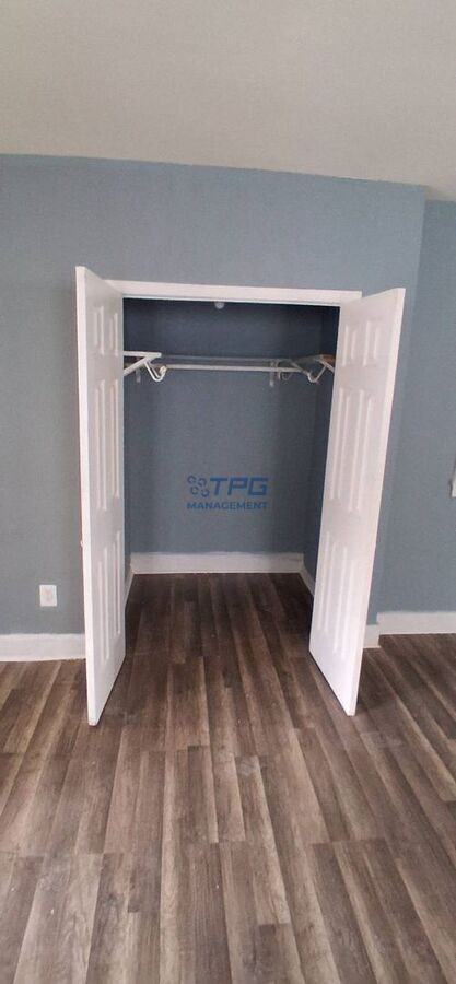 440 Walnut St #442-1 - Photo 5 of 10