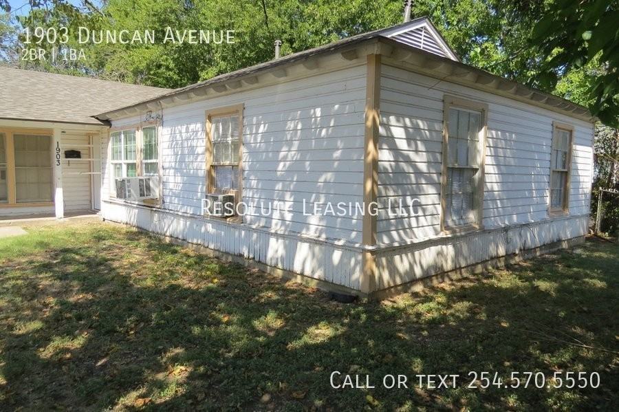1903 Duncan Ave - Photo 2 of 17