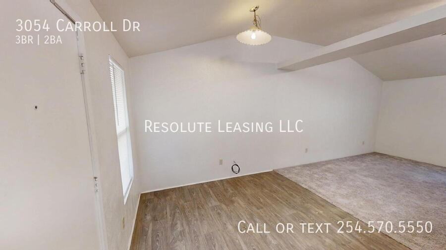 3054 Carrol Dr - Photo 6 of 22