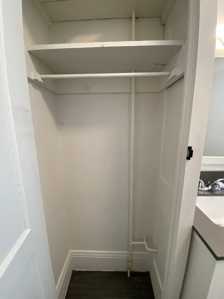 668 Clay St #20 - Photo 4 of 9