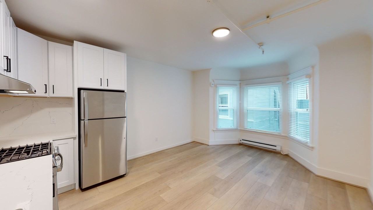 903 Pine St #6 - Photo 5 of 15