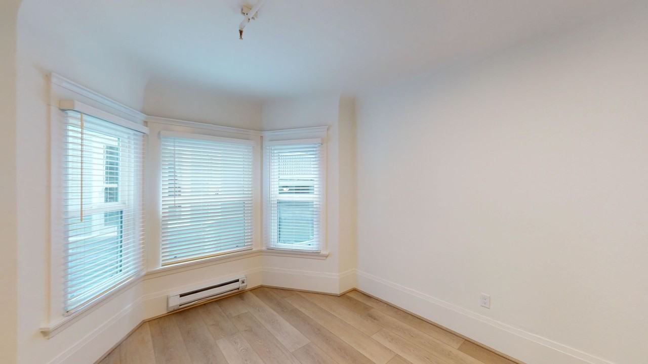 903 Pine St #6 - Photo 6 of 15