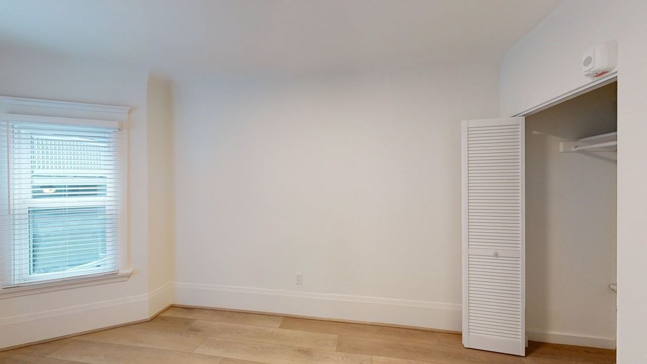 903 Pine St #6 - Photo 7 of 15