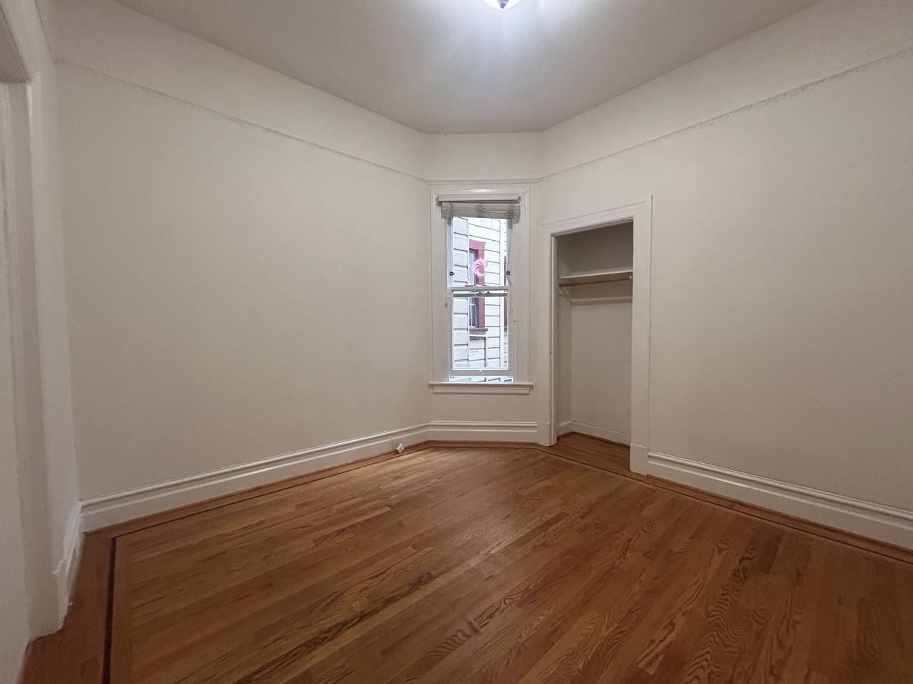 477 14th St #2 - Photo 4 of 15