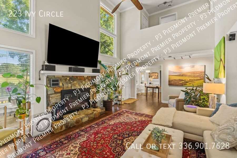 223 Ivy Cir - Photo 5 of 50
